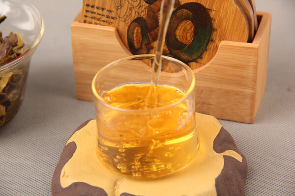 普洱茶生茶 古树茶叶 100g高山韵小饼 普洱七子饼茶 Raw Pu'er Tea, Ancient Tree Tea, 100g Alpine Rhyme Small Cake, Pu'er Seven Sons Cake Tea
